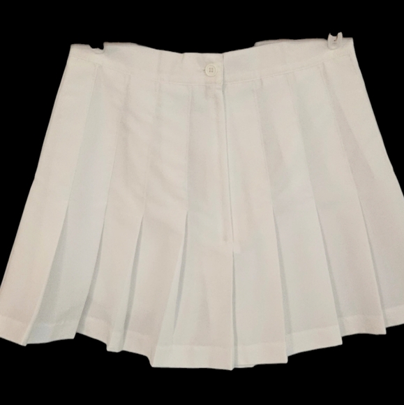 Tennis Skirt - Picture 5 of 12